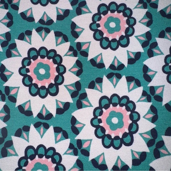 BODEN Shift Jersey V Neck Geometric Mandala Mini Dress WL861 Size 6P Petite - Picture 11 of 14